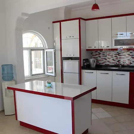 Willa Stunning 4-bed In Avsallar *